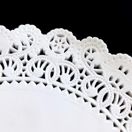 100 Ct 12 Inch Normandy Style White Paper Lace..